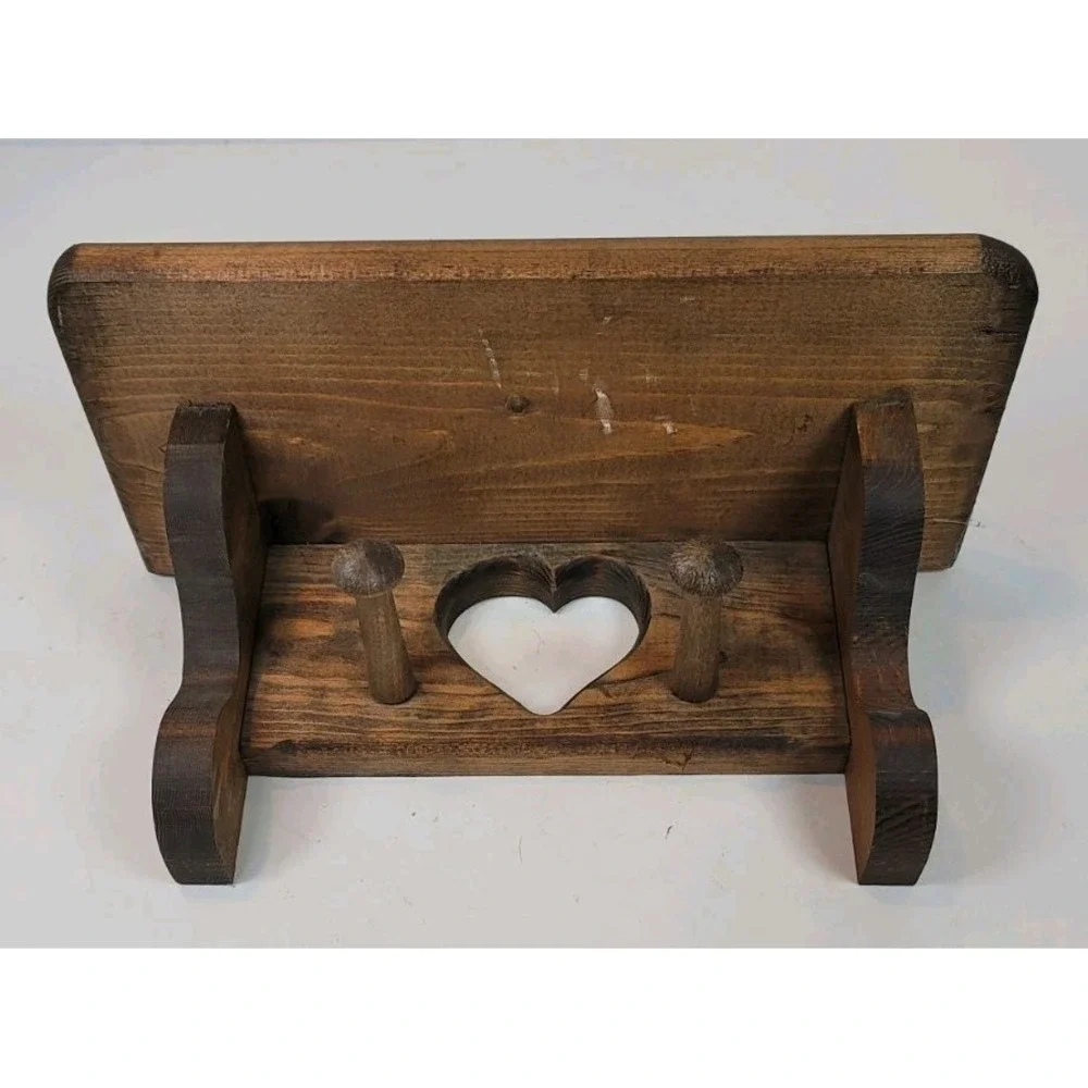 Wood Wall Mounted Shelf with Heart Cutout, Peg Hooks, Country Style 12x3.5x6